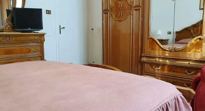 Casa Guastuglia דירה גוביו